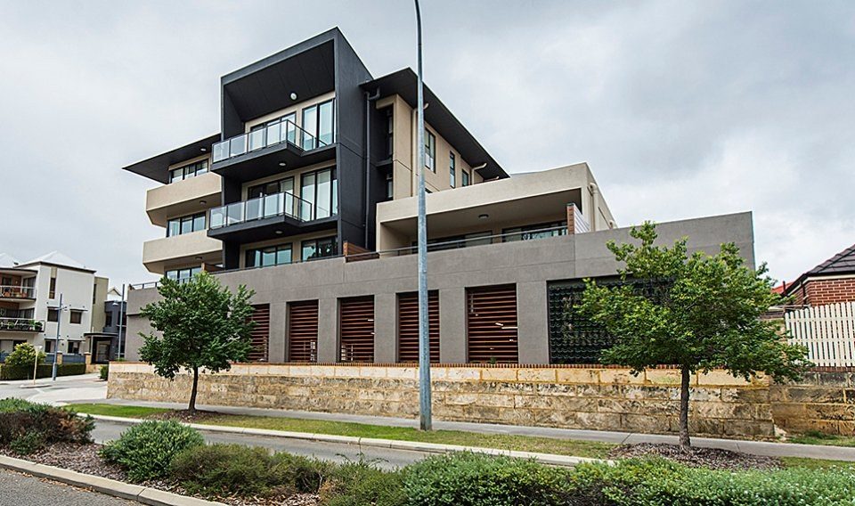 MARINA DRIVE EXTERNAL 4 SUB1000x